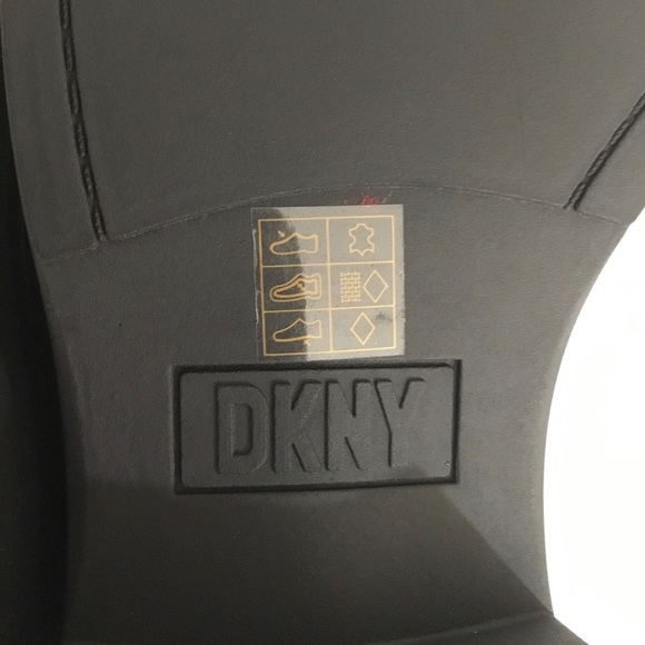 NWOT DKNY Taeta Strappy Zip Boots - Picture 10 of 12